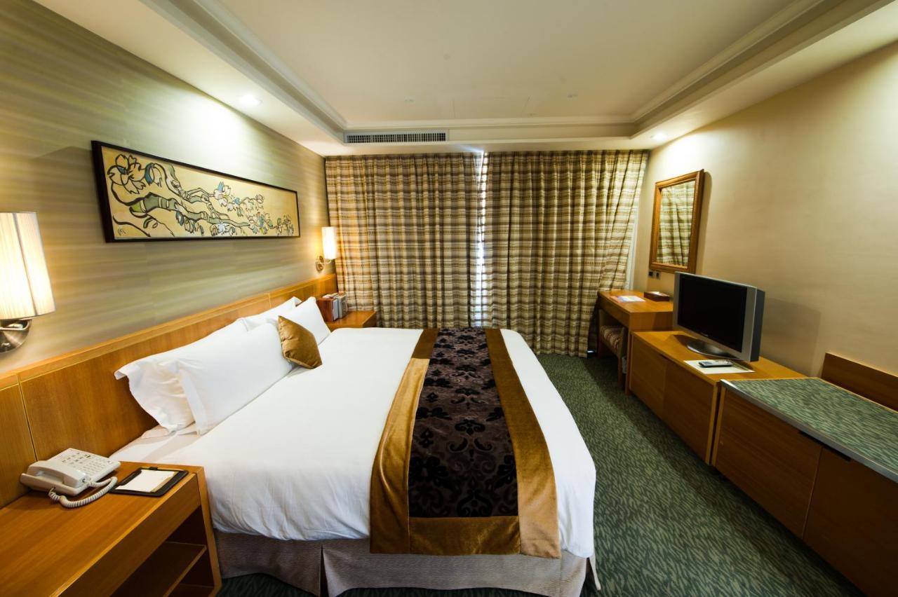 Nice Prince Hotel Chiayi Exterior foto Deluxe Room